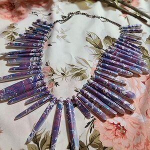 Elegant Purple and White Necklace